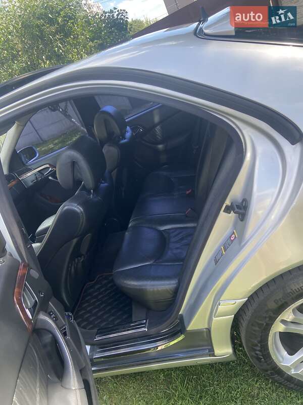Седан Mercedes-Benz S-Class 2005 в Ивано-Франковске