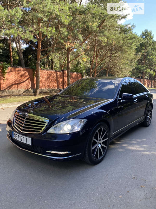 Седан Mercedes-Benz S-Class 2006 в Днепре