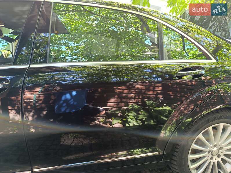 Седан Mercedes-Benz S-Class 2010 в Виннице