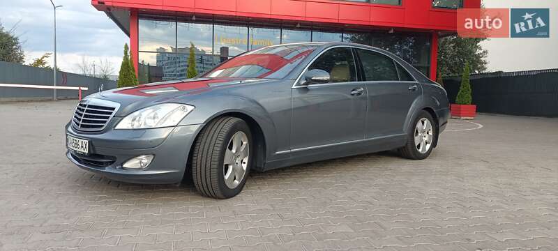 Mercedes-Benz S-Class 2007