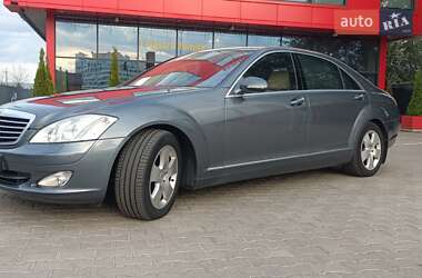 Mercedes-Benz S-Class 2007