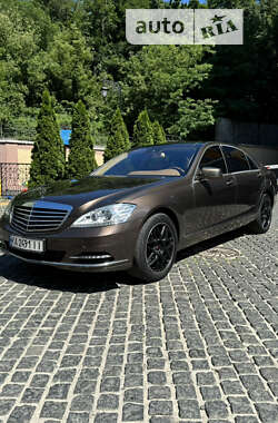 Седан Mercedes-Benz S-Class 2010 в Киеве