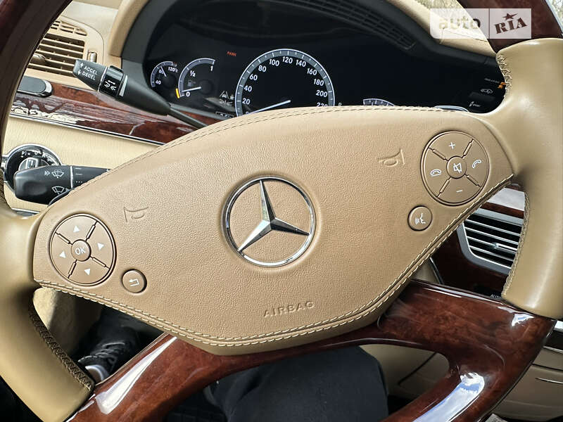 Седан Mercedes-Benz S-Class 2010 в Киеве