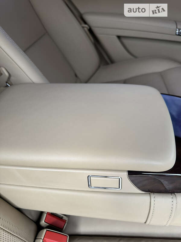 Седан Mercedes-Benz S-Class 2010 в Киеве