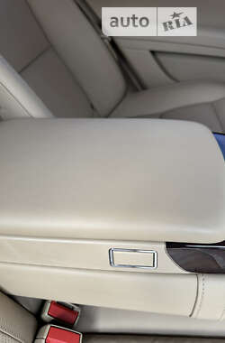 Седан Mercedes-Benz S-Class 2010 в 