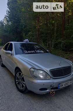 Седан Mercedes-Benz S-Class 2000 в Рівному