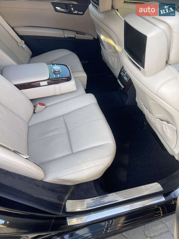 Седан Mercedes-Benz S-Class 2007 в Одесі