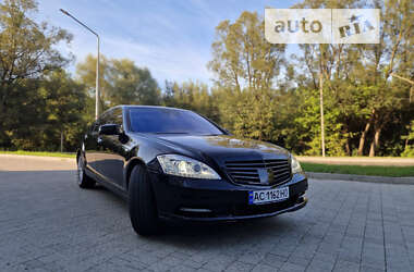 Седан Mercedes-Benz S-Class 2011 в Новояворовске