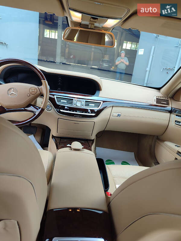 Седан Mercedes-Benz S-Class 2012 в Харькове