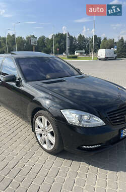 Седан Mercedes-Benz S-Class 2011 в 
