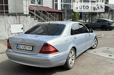 Седан Mercedes-Benz S-Class 2004 в Калуші