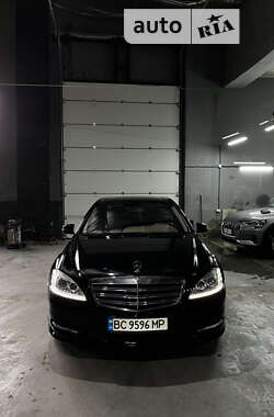 Седан Mercedes-Benz S-Class 2008 в Львові