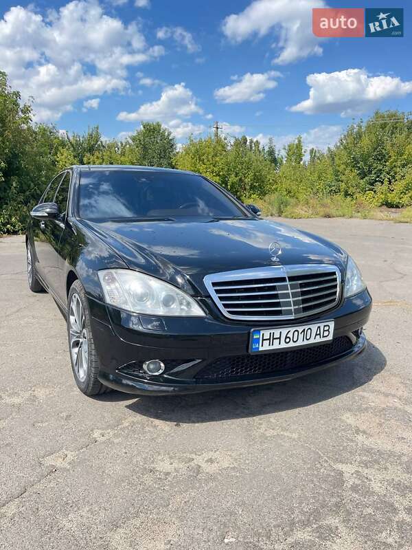 Седан Mercedes-Benz S-Class 2008 в Первомайске
