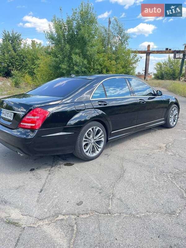 Седан Mercedes-Benz S-Class 2008 в Первомайске