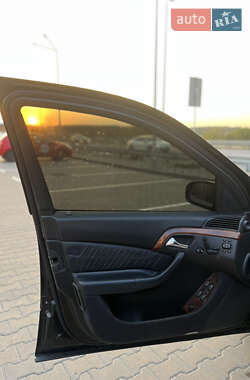 Седан Mercedes-Benz S-Class 2002 в 