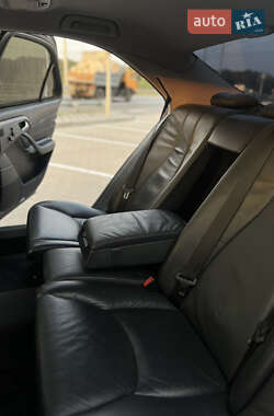 Седан Mercedes-Benz S-Class 2002 в 