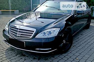 Седан Mercedes-Benz S-Class 2013 в Івано-Франківську