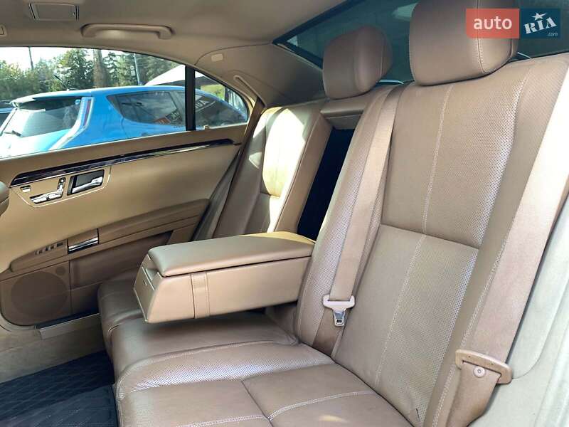 Седан Mercedes-Benz S-Class 2007 в Виннице