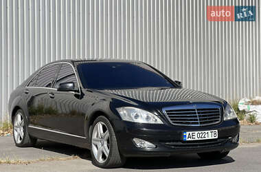 Mercedes-Benz S-Class 2007