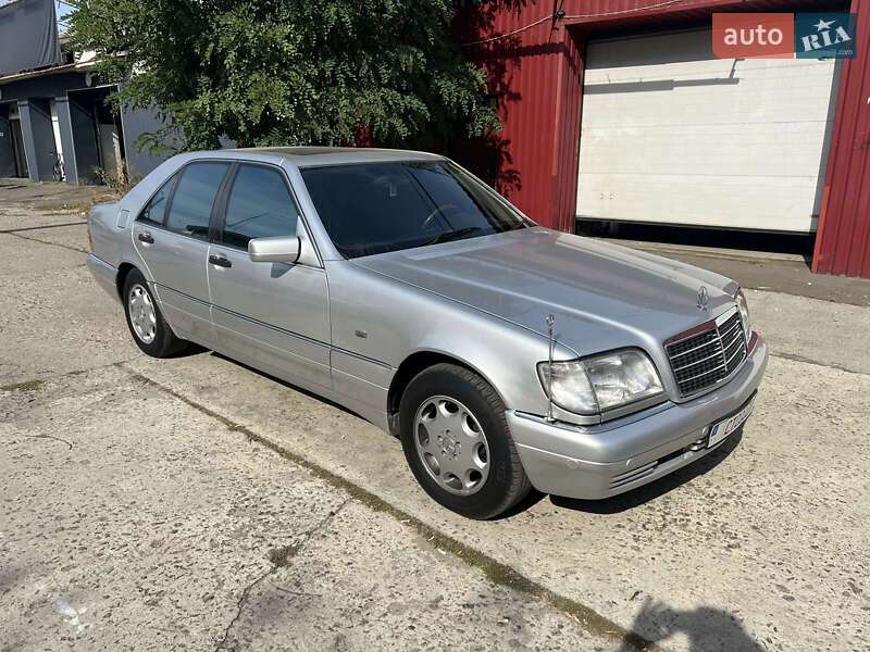 Mercedes-Benz S-Class 1997