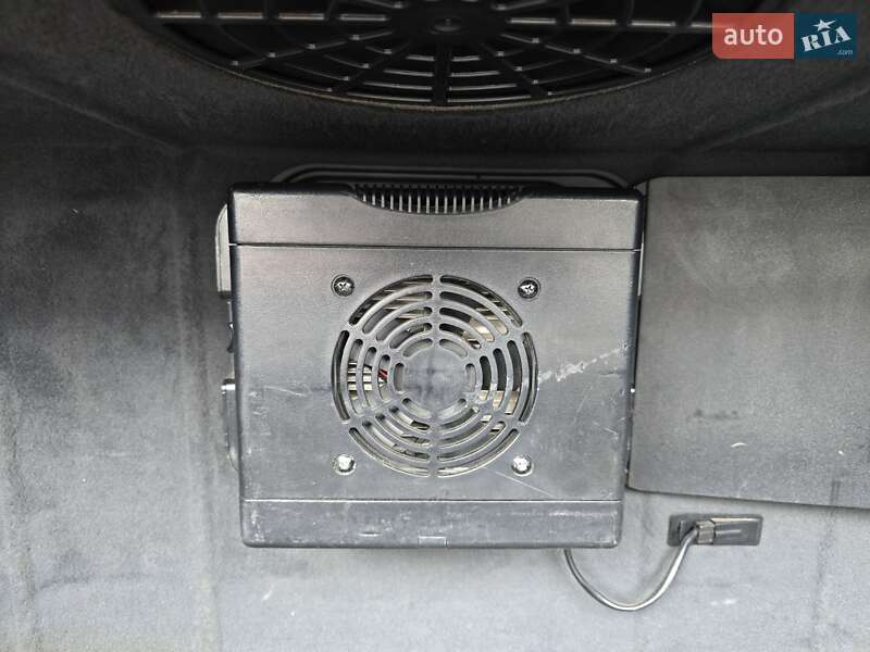 Седан Mercedes-Benz S-Class 2002 в Одесі