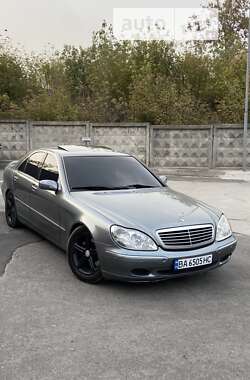 Седан Mercedes-Benz S-Class 1999 в Кропивницькому