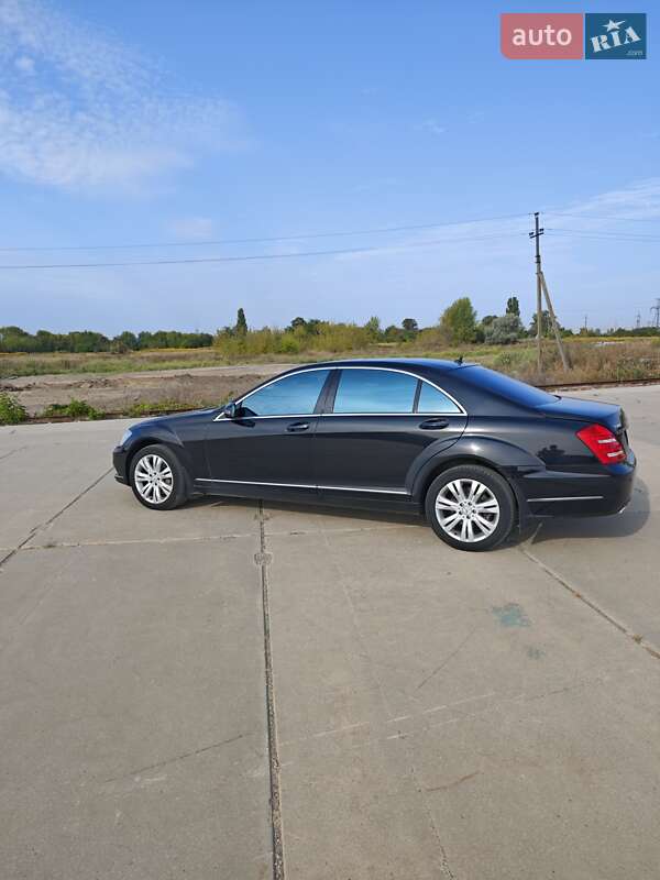Седан Mercedes-Benz S-Class 2010 в Сумах