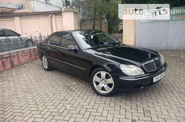 Седан Mercedes-Benz S-Class 2000 в Чернівцях