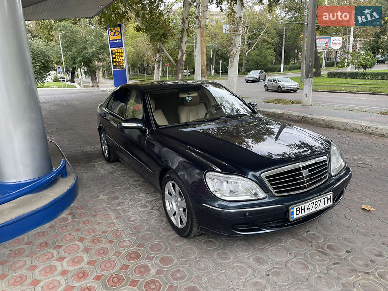 Седан Mercedes-Benz S-Class 2004 в Одессе