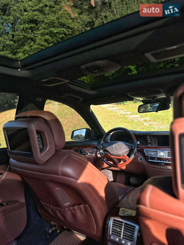 Седан Mercedes-Benz S-Class 2012 в Хусте