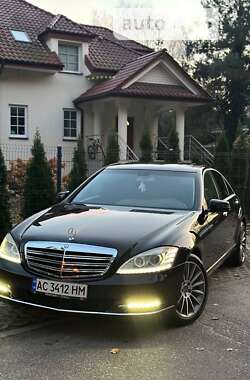 Седан Mercedes-Benz S-Class 2006 в Луцьку