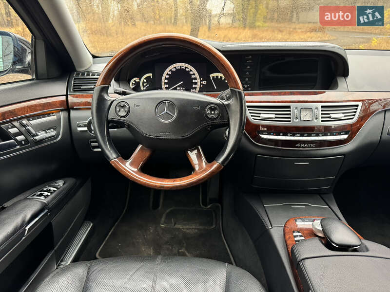 Седан Mercedes-Benz S-Class 2008 в Харкові
