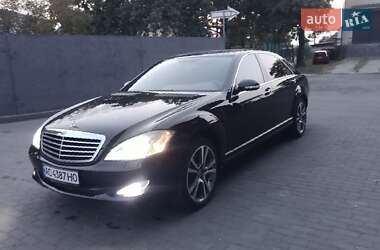 Седан Mercedes-Benz S-Class 2006 в Луцке