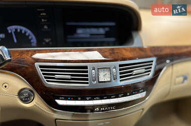 Седан Mercedes-Benz S-Class 2011 в 