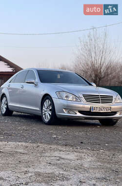 Седан Mercedes-Benz S-Class 2006 в Коломые