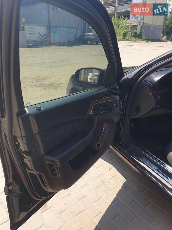 Седан Mercedes-Benz S-Class 2003 в Чернівцях