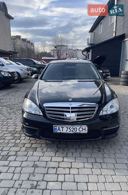 Седан Mercedes-Benz S-Class 2006 в Івано-Франківську