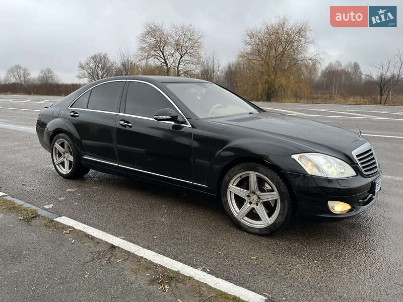Седан Mercedes-Benz S-Class 2007 в Глухове