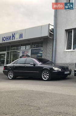 Седан Mercedes-Benz S-Class 2005 в 
