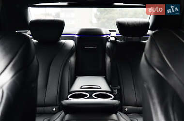 Седан Mercedes-Benz S-Class 2013 в 