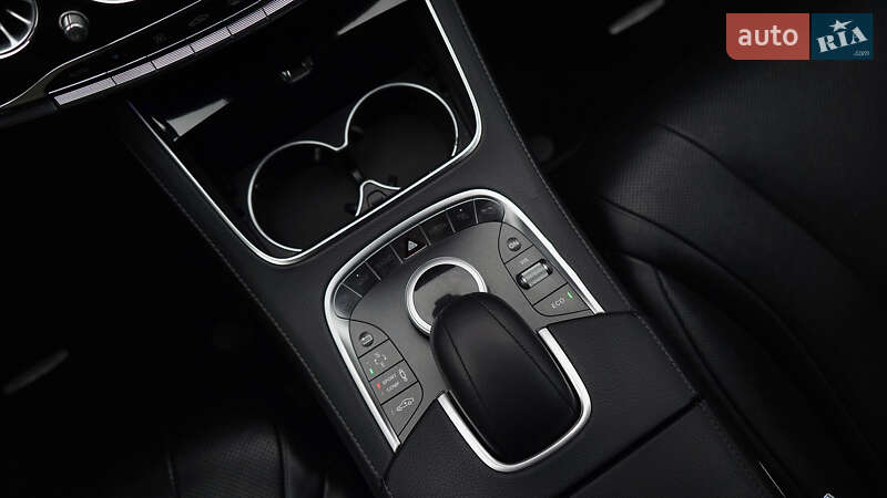 Седан Mercedes-Benz S-Class 2013 в Львові