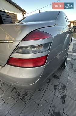 Седан Mercedes-Benz S-Class 2006 в 