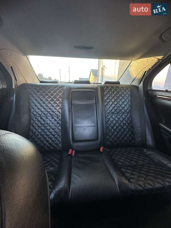 Седан Mercedes-Benz S-Class 2006 в Сарнах