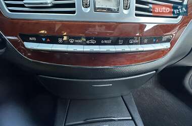 Седан Mercedes-Benz S-Class 2006 в 