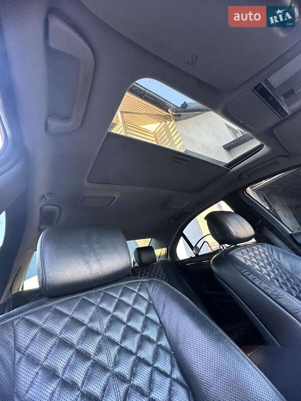 Седан Mercedes-Benz S-Class 2006 в Сарнах