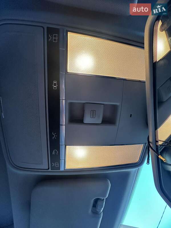 Седан Mercedes-Benz S-Class 2006 в Сарнах