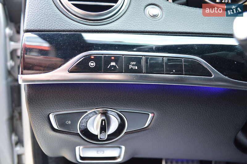 Седан Mercedes-Benz S-Class 2013 в Львові