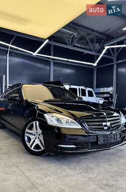 Седан Mercedes-Benz S-Class 2009 в Черновцах