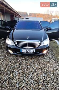 Седан Mercedes-Benz S-Class 2007 в Косове