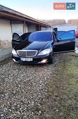 Седан Mercedes-Benz S-Class 2007 в Косове